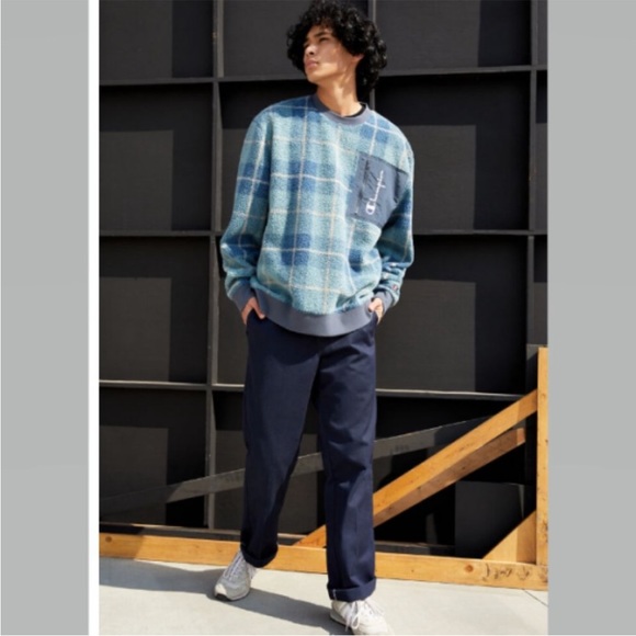 Blue Plaid Sherpa Crew - Picture 2 of 7